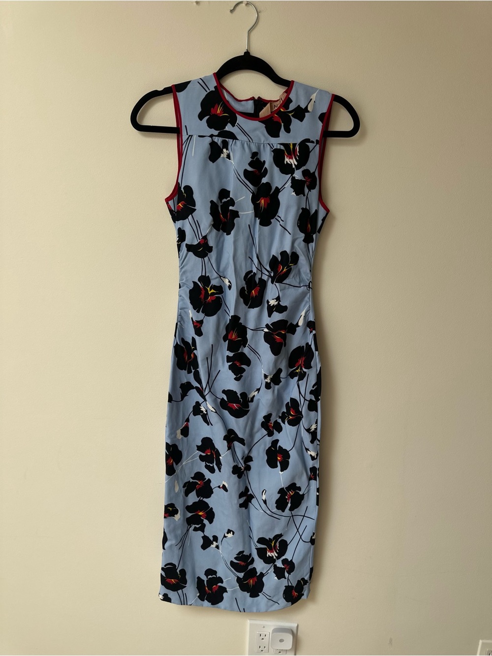 No.21 Sleeveless Light Blue Floral Sheath Dress size 40